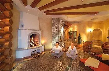 ****  Eva,Garden Hotel Saalbach-Hinterglemm Austria