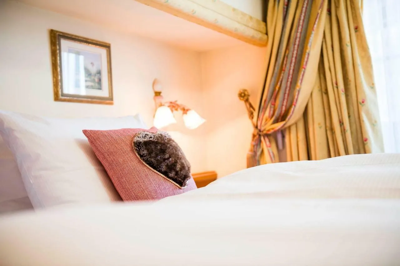 Eva,Garden Hotel Saalbach-Hinterglemm