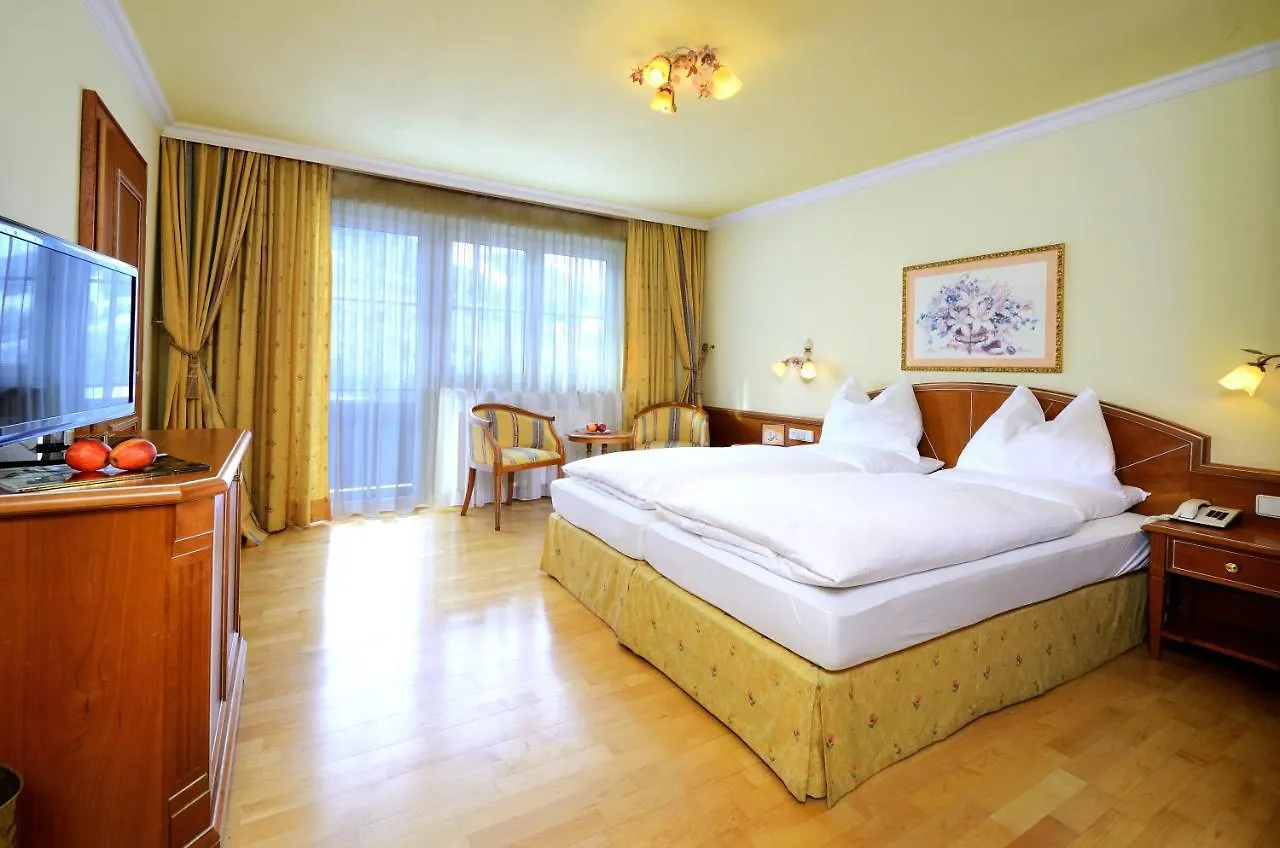 ****  Eva,Garden Hotel Saalbach-Hinterglemm Austria